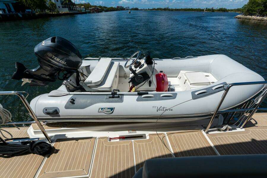 Breathe 53ft Robertson  amp  Caine Yacht For Sale