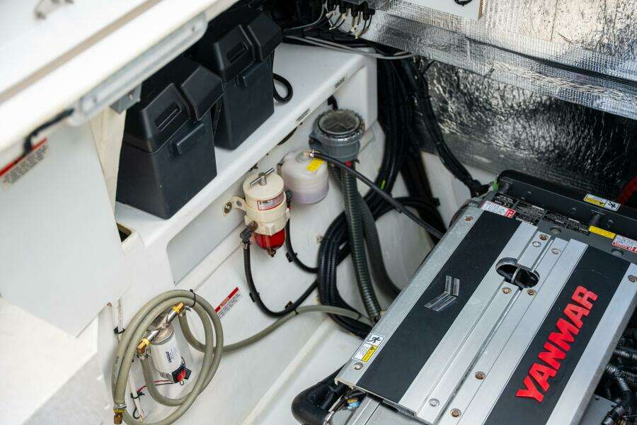 Breathe 53ft Robertson  amp  Caine Yacht For Sale