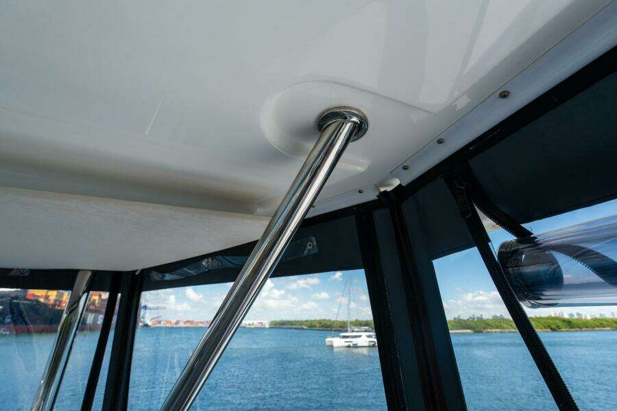 Breathe 53ft Robertson  amp  Caine Yacht For Sale