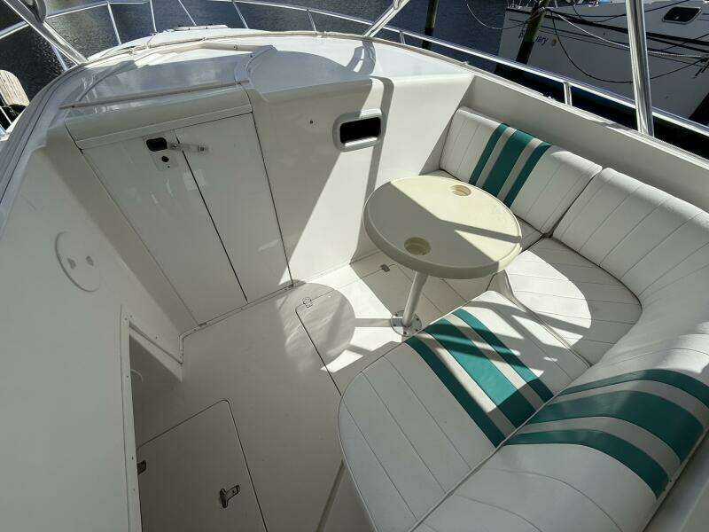 34ft Intrepid Yacht For Sale
