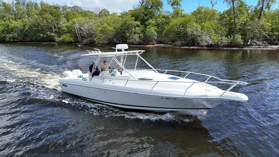 34ft Intrepid Yacht For Sale