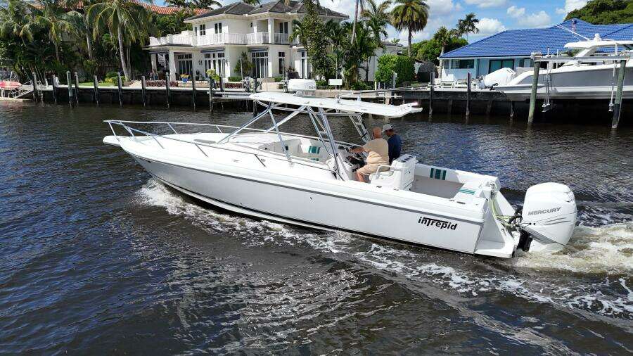 34ft Intrepid Yacht For Sale