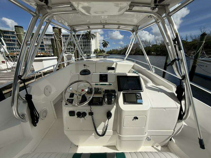 34ft Intrepid Yacht For Sale