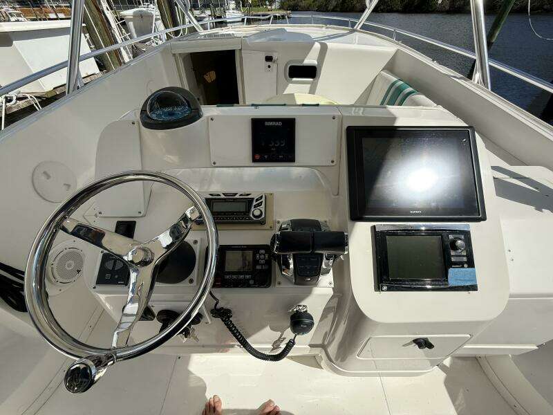 34ft Intrepid Yacht For Sale