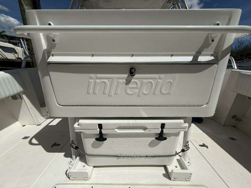 34ft Intrepid Yacht For Sale