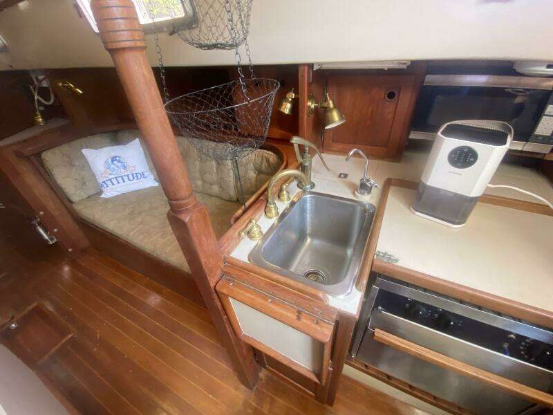 36ft Bayfield Yacht For Sale
