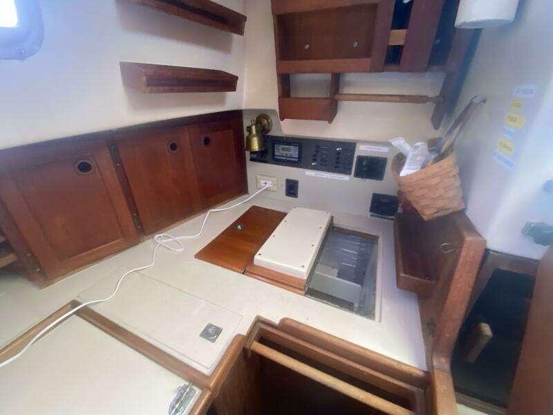 36ft Bayfield Yacht For Sale