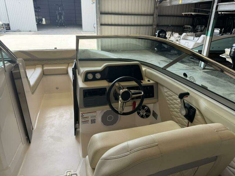 26ft Regal Yacht For Sale