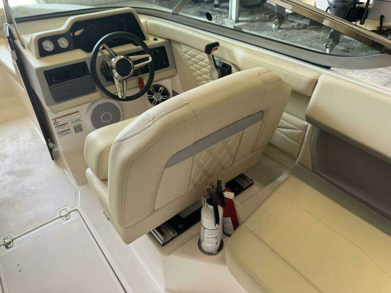 26ft Regal Yacht For Sale