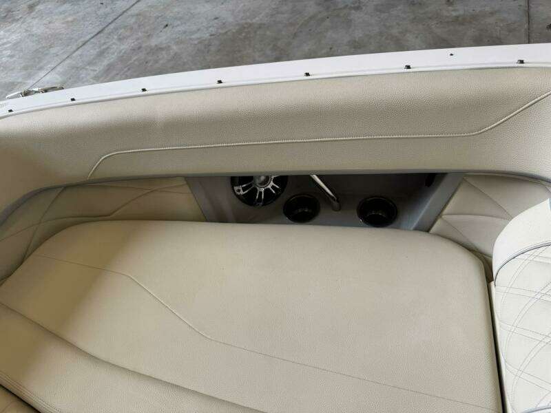 26ft Regal Yacht For Sale
