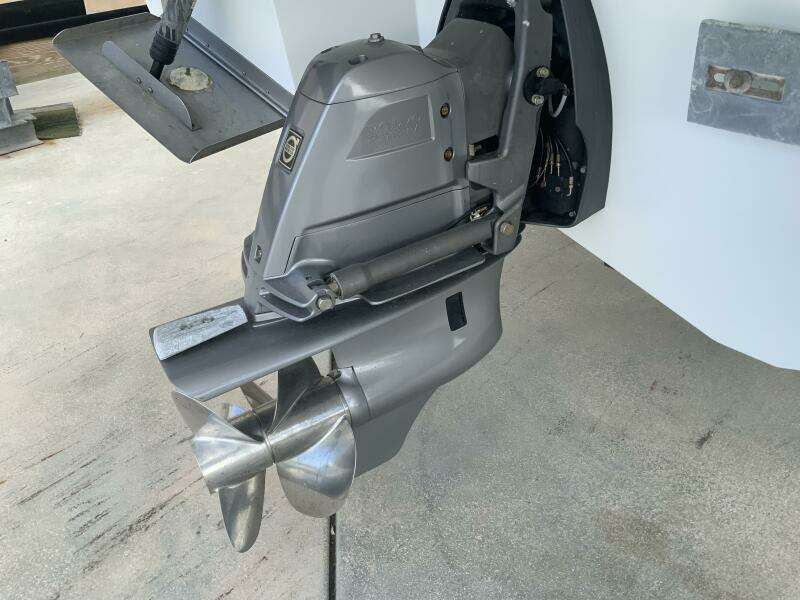 32ft Cruisers Sport Series Yacht For Sale 32ft Cruisers Sport Series Yacht For Sale