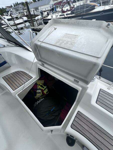 2006 Beneteau 423