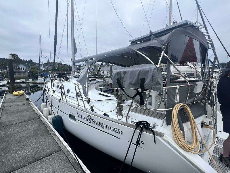 2006 Beneteau 423