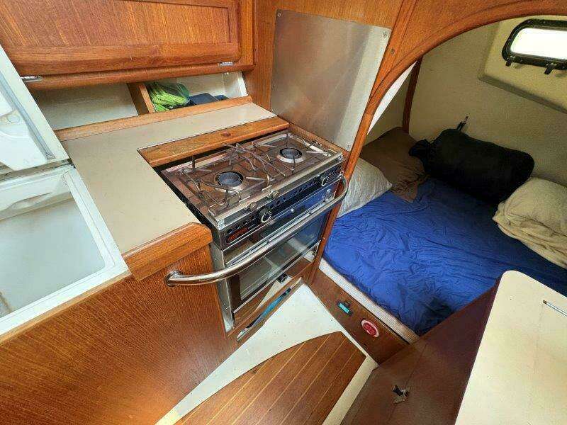 30ft Hunter Yacht For Sale