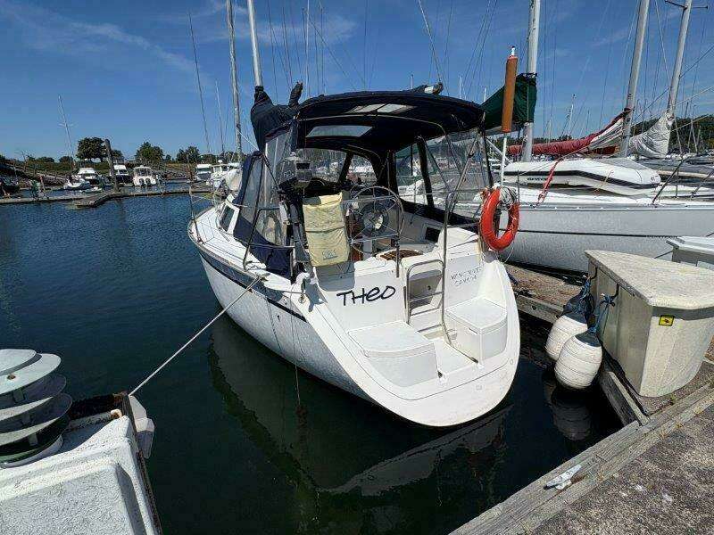 30ft Hunter Yacht For Sale