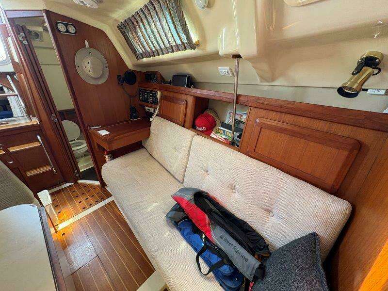 30ft Hunter Yacht For Sale