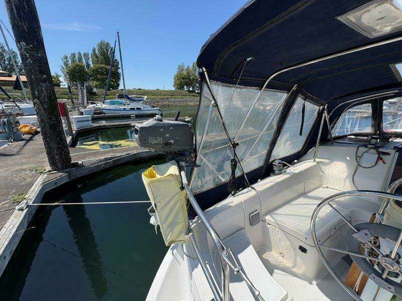 30ft Hunter Yacht For Sale