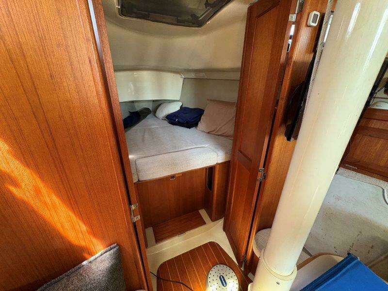 30ft Hunter Yacht For Sale