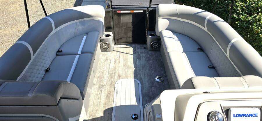 22ft Crest Yacht For Sale