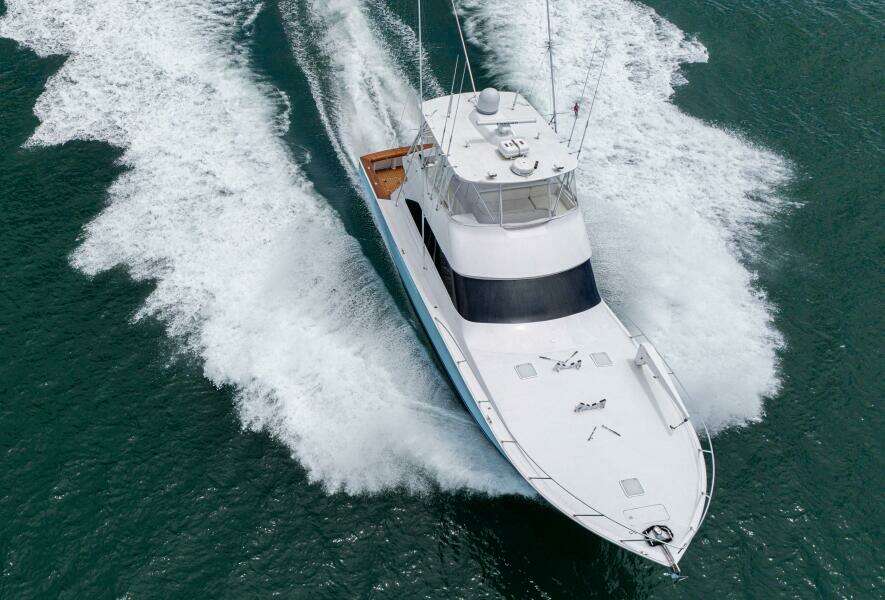 2004 Viking 61 Convertible 