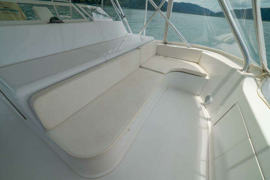 2004 Viking 61 Convertible 