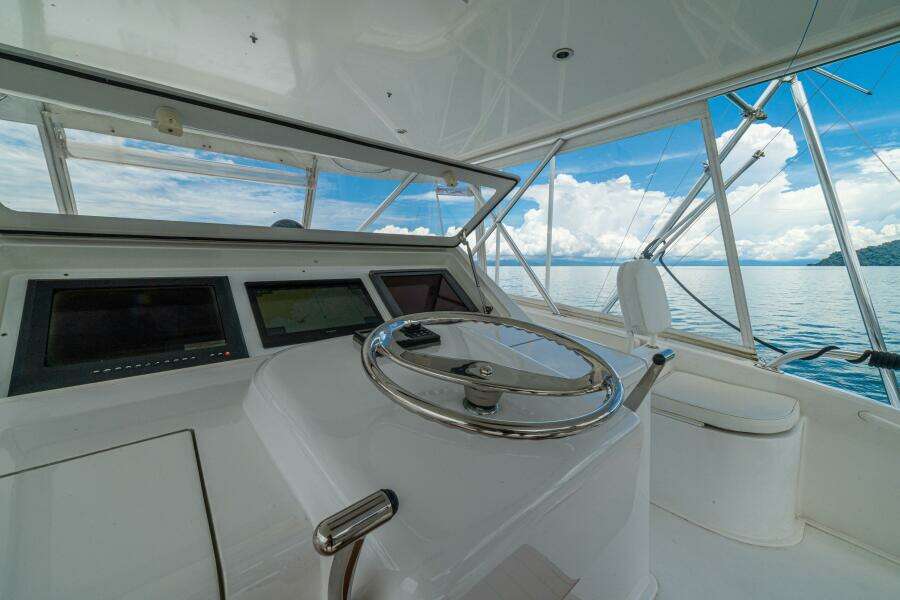 2004 Viking 61 Convertible 