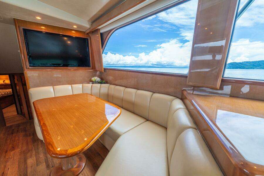 2004 Viking 61 Convertible 