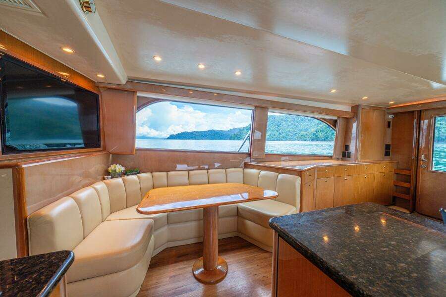 2004 Viking 61 Convertible 