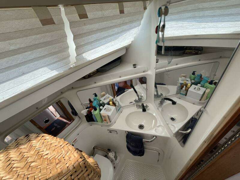 La Vita e Bella 32ft Catalina Yacht For Sale
