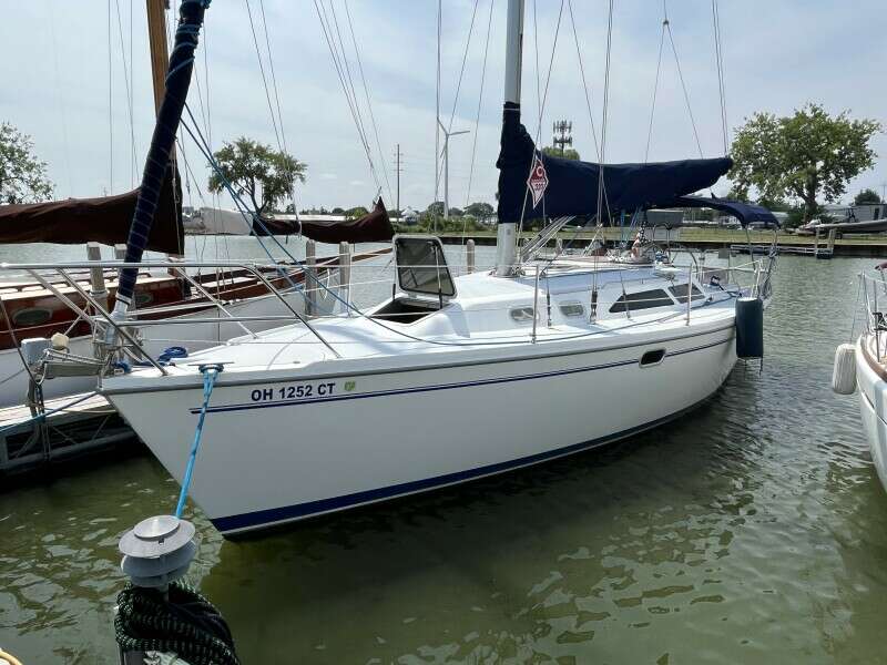 La Vita e Bella 32ft Catalina Yacht For Sale