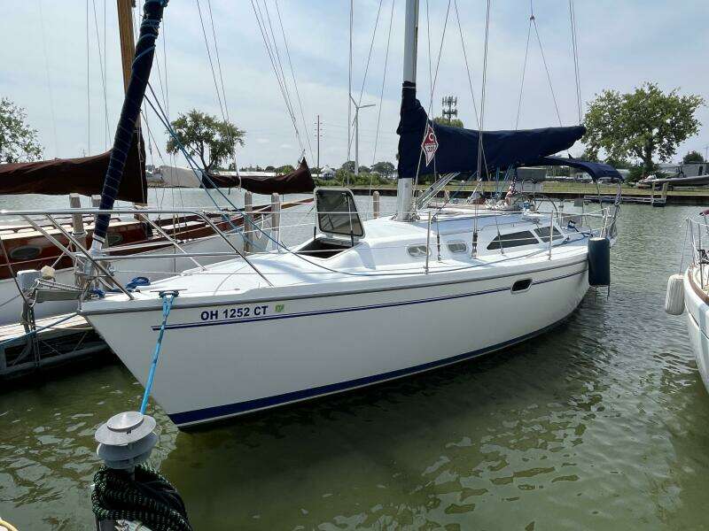 La Vita e Bella 32ft Catalina Yacht For Sale