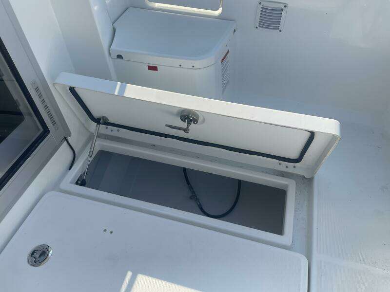 27ft Jeanneau Yacht For Sale