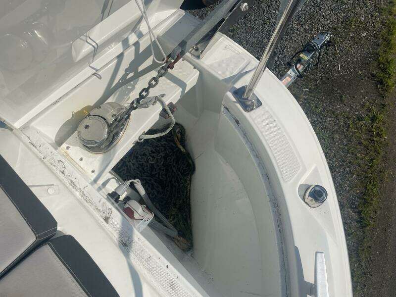 27ft Jeanneau Yacht For Sale