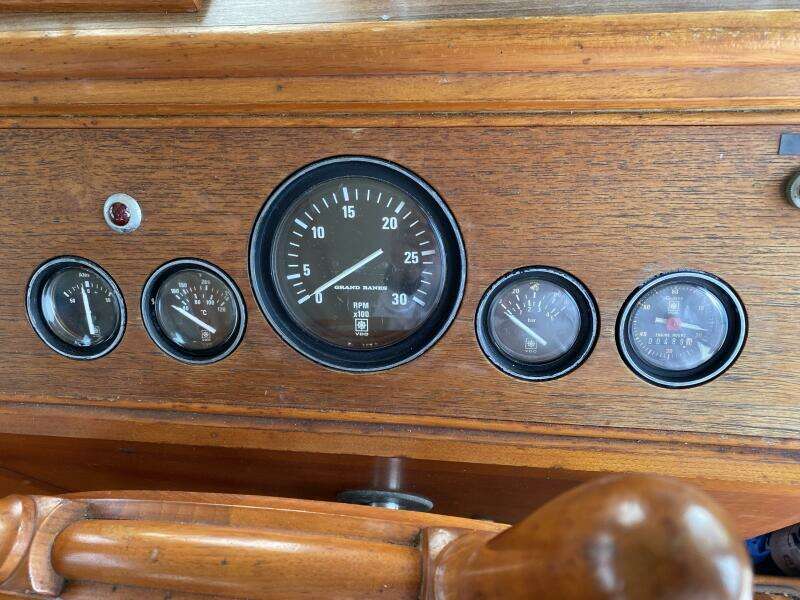 36ft Grand Banks Yacht For Sale
