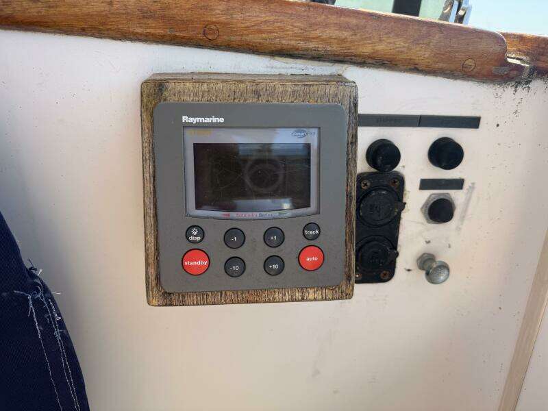 36ft Grand Banks Yacht For Sale