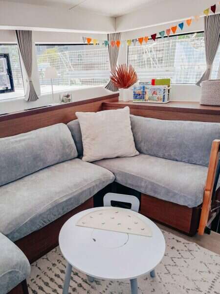 2023-lagoon-40-sail-9867159-20250709184504386-1.jpg