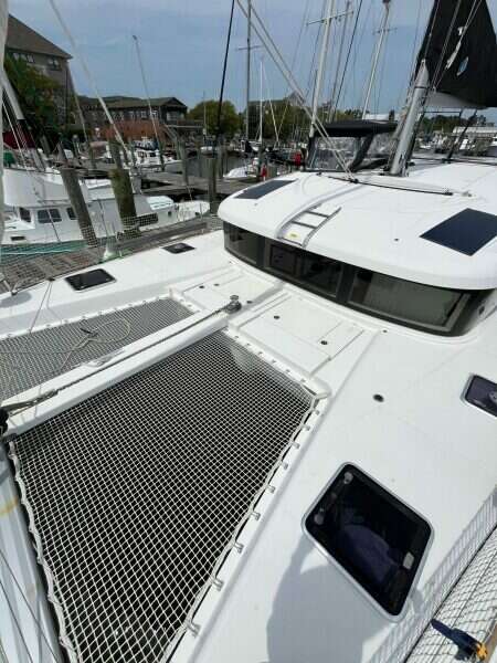 2023-lagoon-40-sail-9867159-20250709184533507-1.jpg