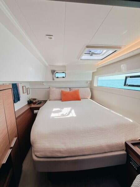 2023-lagoon-40-sail-9867159-20250709184607933-1.jpg
