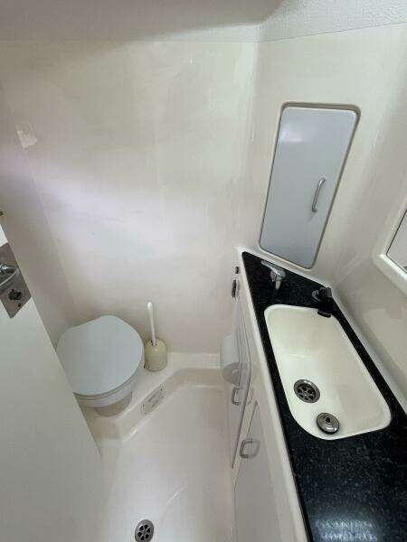 Starboard aft head
