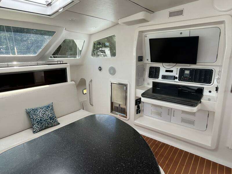No Worries 52ft Voyage Yachts Yacht For Sale