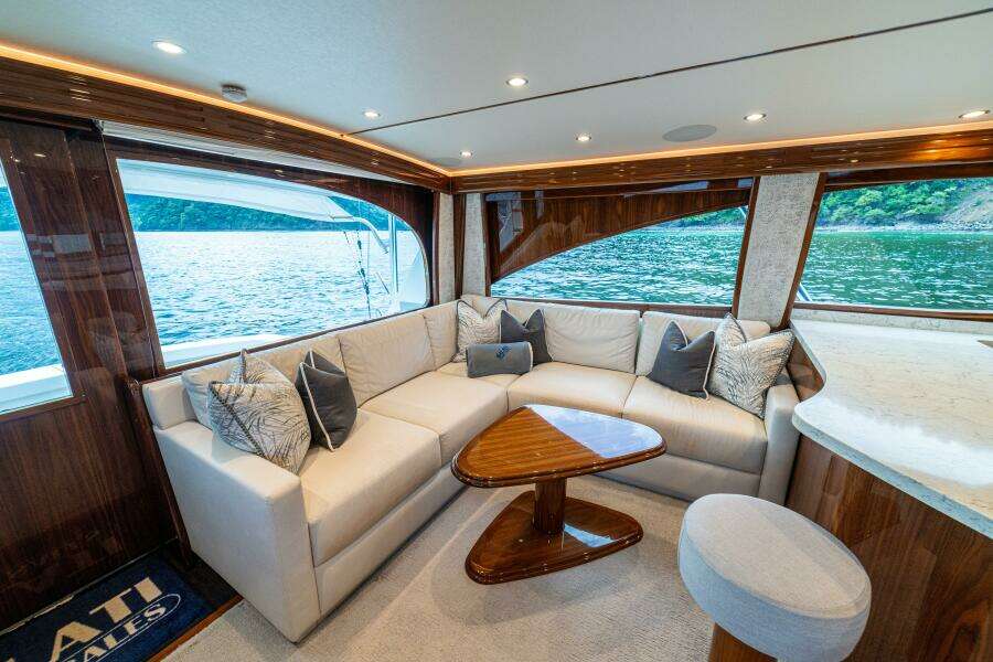 2021 Viking 58 Convertible 