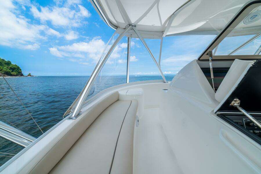 2021 Viking 58 Convertible 