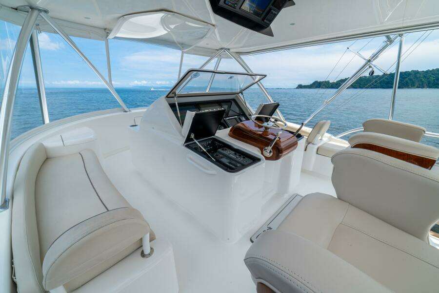 2021 Viking 58 Convertible 