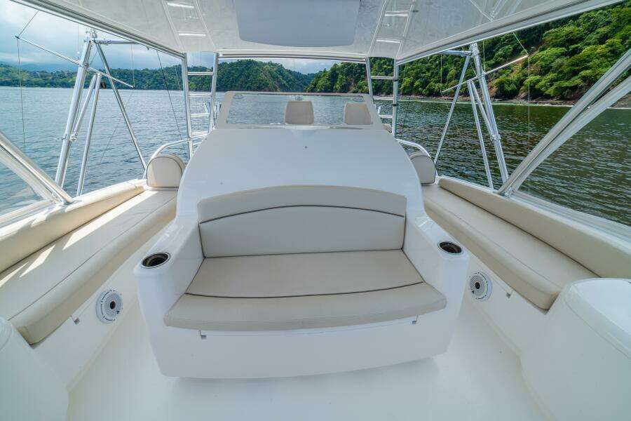 2021 Viking 58 Convertible 