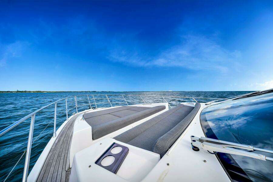 AMF 59ft Azimut Yacht For Sale