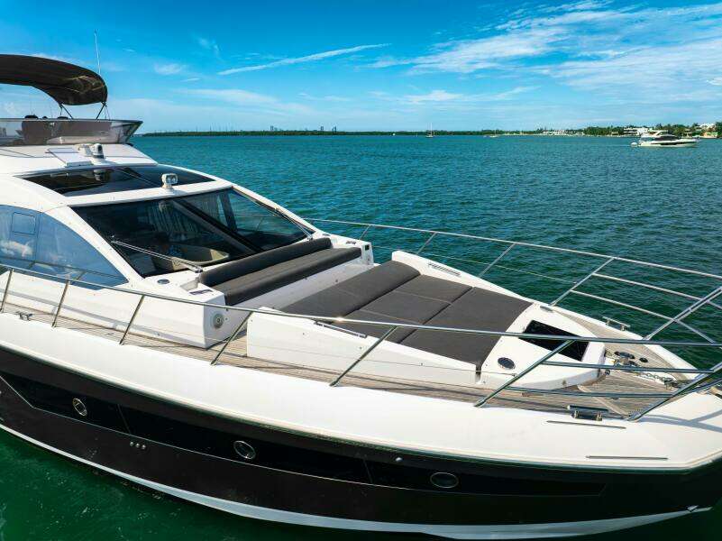 AMF 59ft Azimut Yacht For Sale