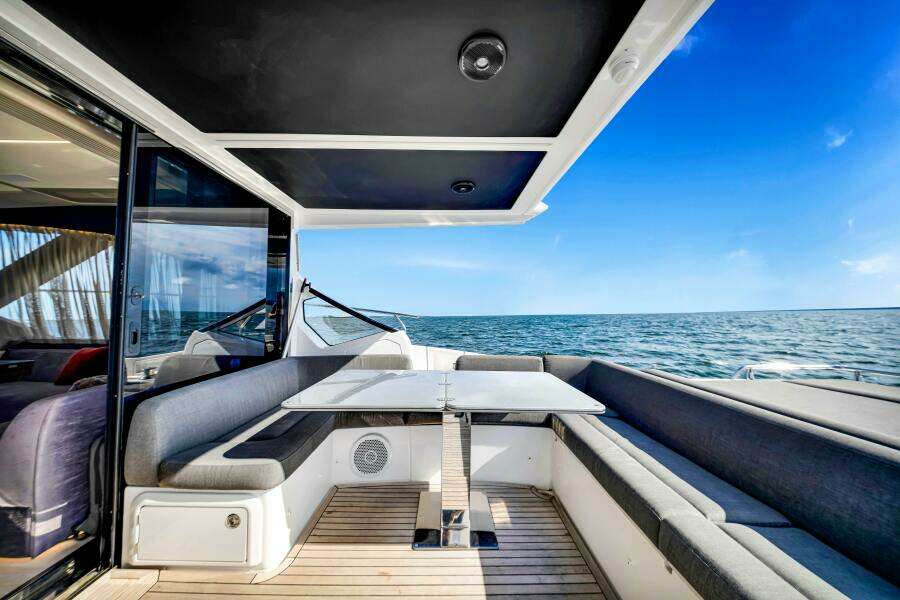 AMF 59ft Azimut Yacht For Sale
