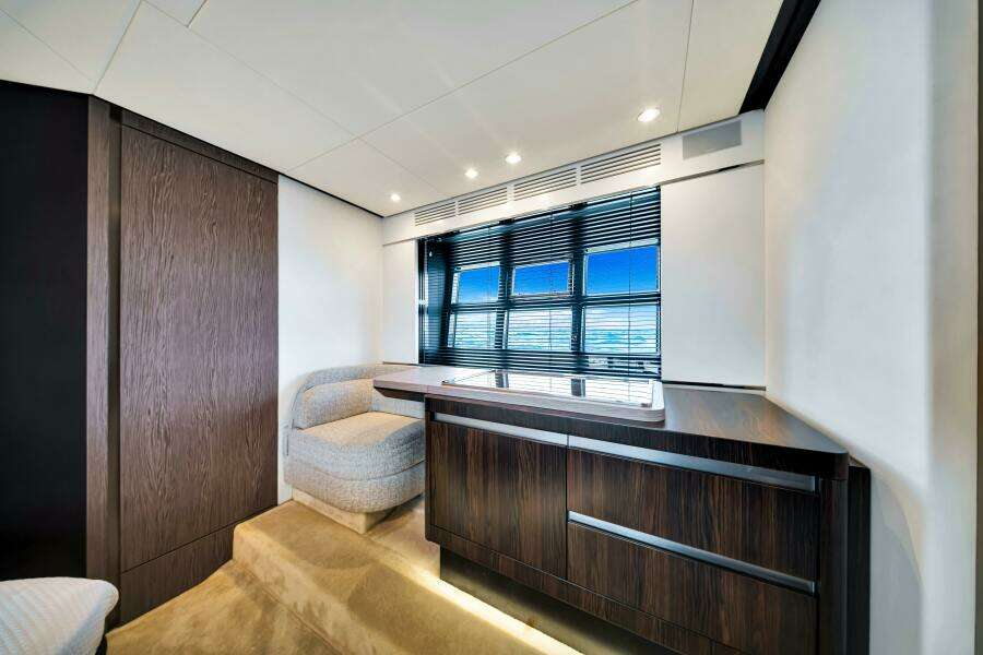 AMF 59ft Azimut Yacht For Sale