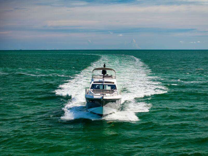 AMF 59ft Azimut Yacht For Sale