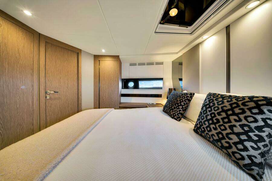 AMF 59ft Azimut Yacht For Sale